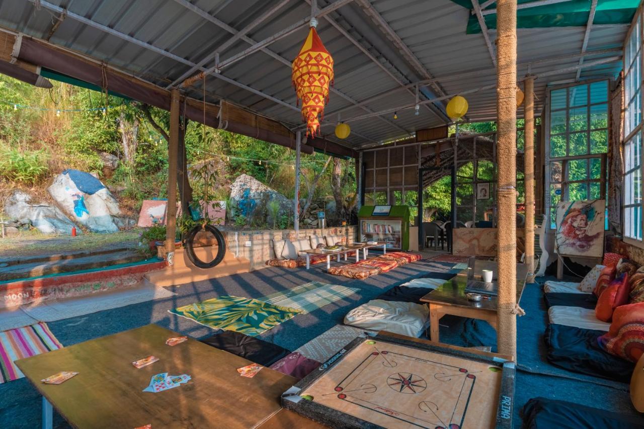 Vista Hostel Jeolikote, Nainital Patwa Dunga Zewnętrze zdjęcie