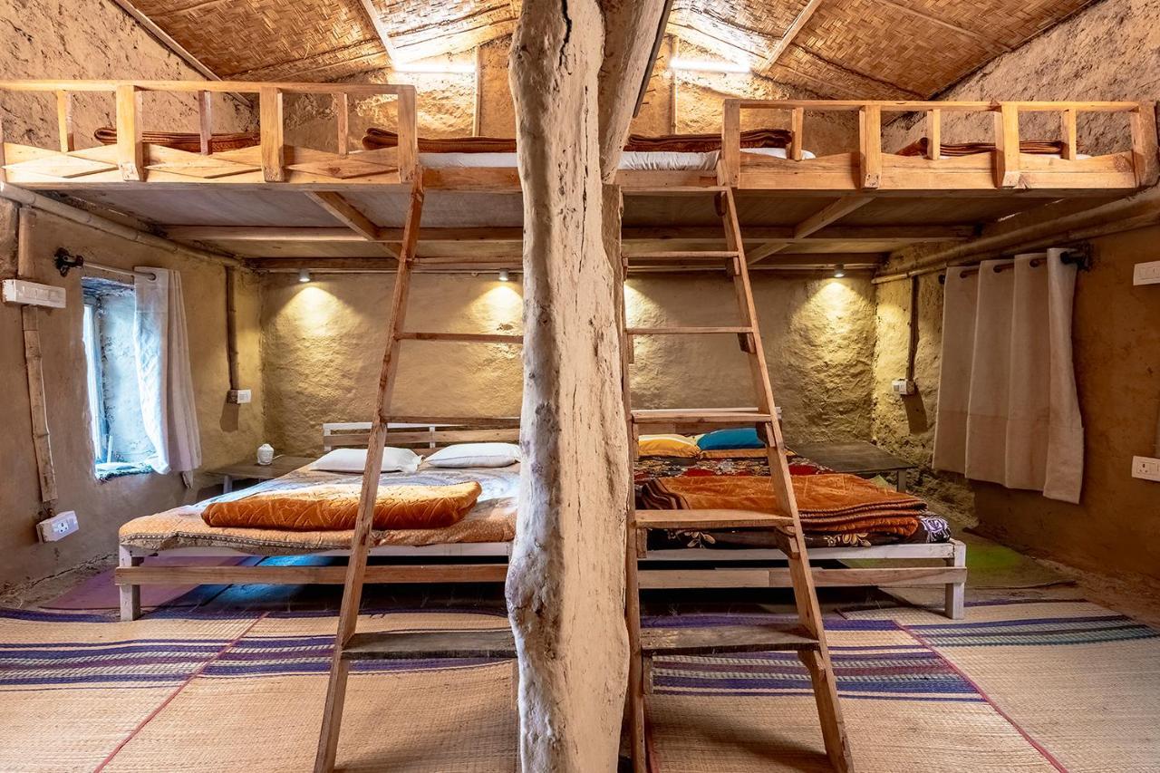 Vista Hostel Jeolikote, Nainital Patwa Dunga Zewnętrze zdjęcie