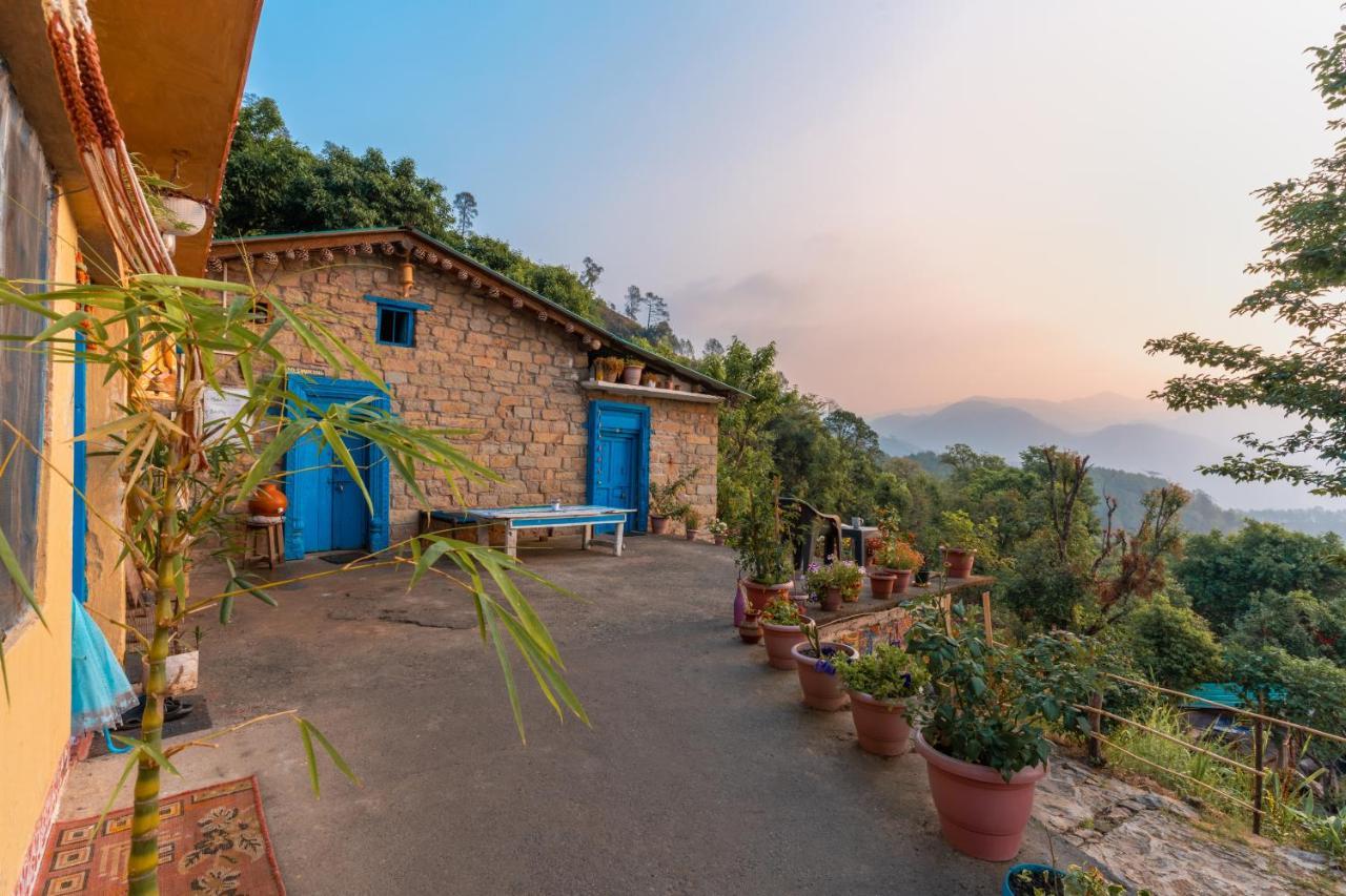 Vista Hostel Jeolikote, Nainital Patwa Dunga Zewnętrze zdjęcie