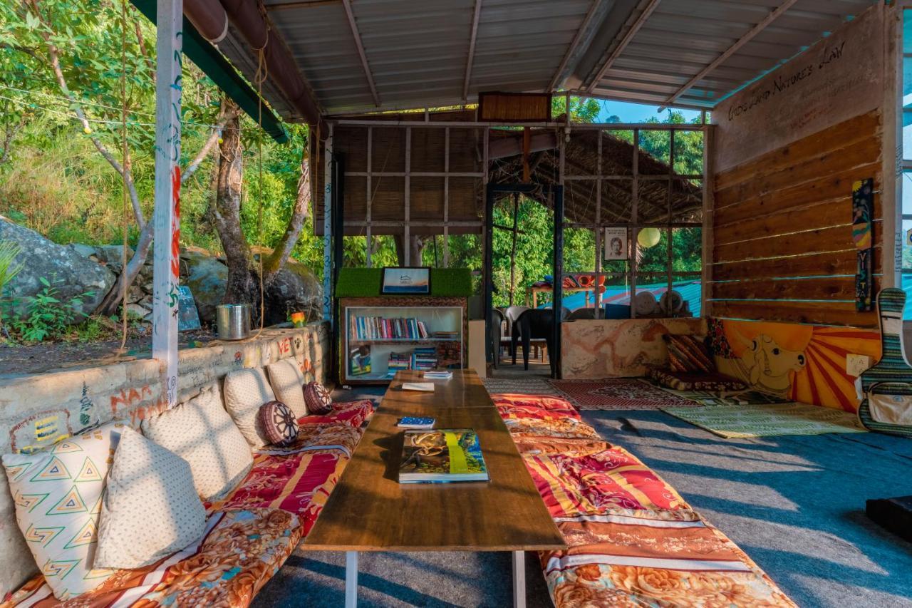 Vista Hostel Jeolikote, Nainital Patwa Dunga Zewnętrze zdjęcie