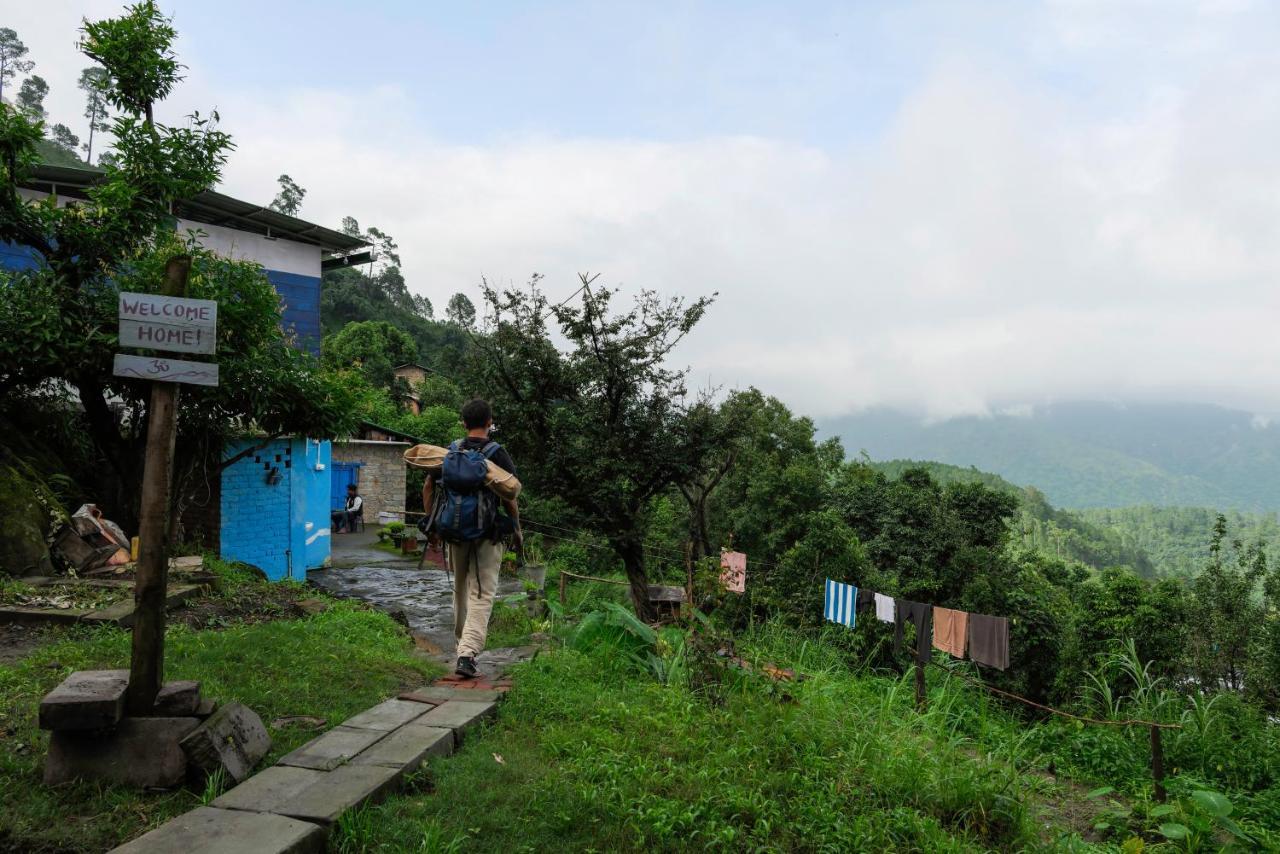 Vista Hostel Jeolikote, Nainital Patwa Dunga Zewnętrze zdjęcie