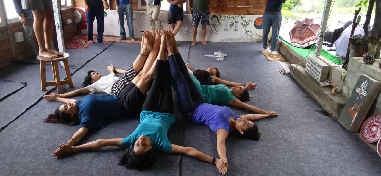 Vista Hostel Jeolikote, Nainital Patwa Dunga Zewnętrze zdjęcie